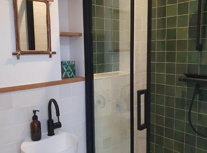 D'hotes Confort Et Charme 9eme Nocleg ze śniadaniem 4*